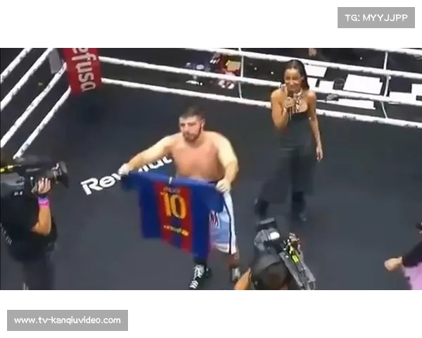 伯纳乌球迷嘘声四起，皇马球员情绪失控连吃三红